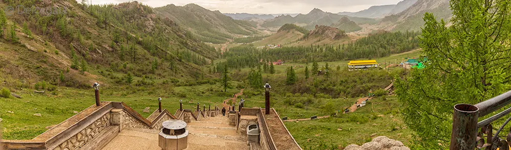 Zicht vanaf Aryapala Monastery